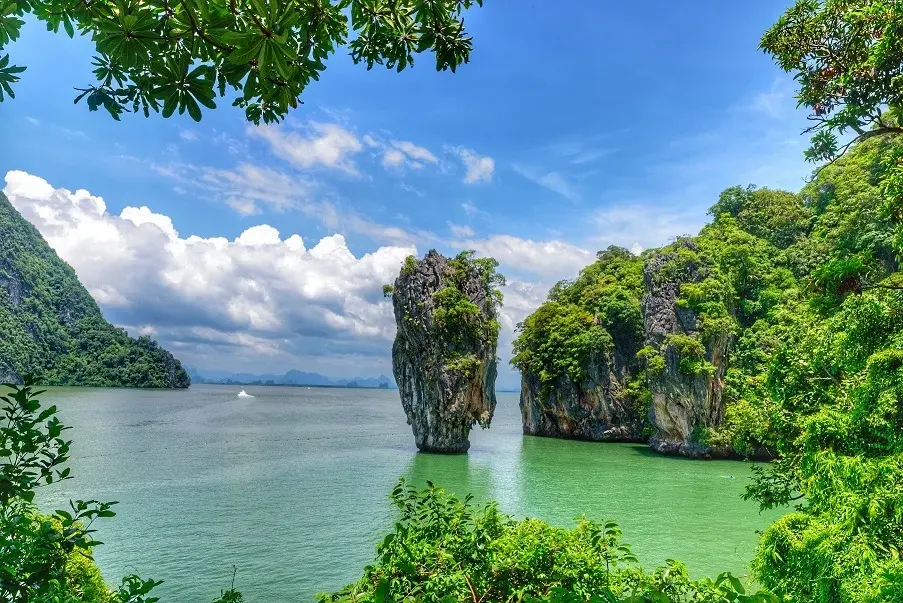 james bond island illustration